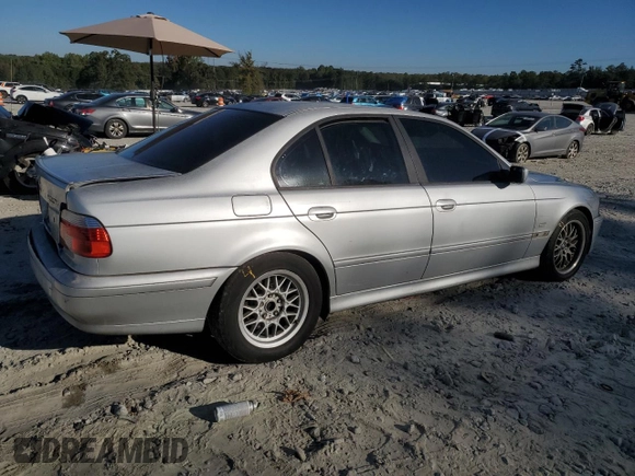 2002 BMW 5 Series 530iA with VIN WBADT63492CK26675, listed as a Copart auction lot 76771494 with 204,276 mi miles and Salvage Title. Bid and sale history available at carsss.com. Image 3.