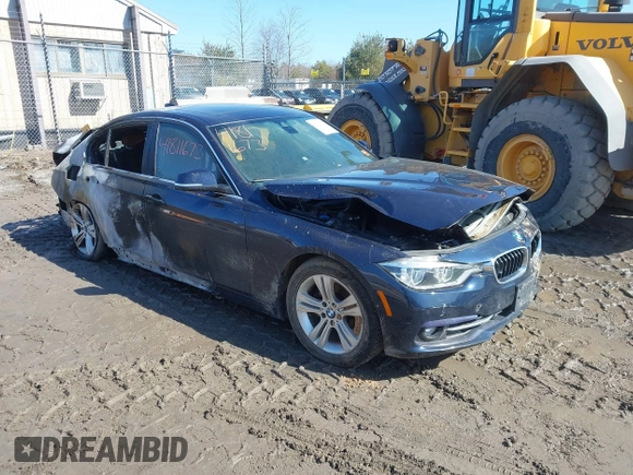 2017 BMW 3 Series 330i xDrive with VIN WBA8D9G39HNU62595, listed as a IAAI auction lot 41811673 with 1 mi miles. Bid and sale history available at carsss.com. Image 1.