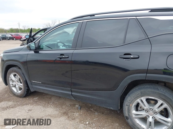 2022 GMC Terrain SLE with VIN 3GKALMEV1NL166310, listed as a IAAI auction lot 41913728 with 62,361 mi miles. Bid and sale history available at carsss.com. Image 15.