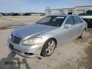 2010 Mercedes-Benz S-Class S 550 with VIN WDDNG8GB0AA318063, listed as a Copart auction lot 51127815 with 199,778 mi miles and Clean Title. Bid and sale history available at carsss.com. Image 1.