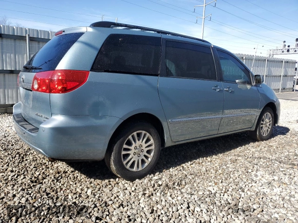 2008 Toyota Sienna XLE with VIN 5TDBK22C68S011227, listed as a Copart auction lot 45466755 with 268,658 mi miles and Clean Title. Bid and sale history available at carsss.com. Image 3.