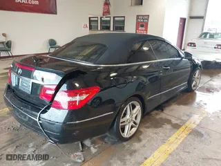 2013 Mercedes-Benz E-Class E 350 with VIN WDDKK5KF4DF194221, listed as a IAAI auction lot 41728305 with 108,060 mi miles. Bid and sale history available at carsss.com. Image 4.