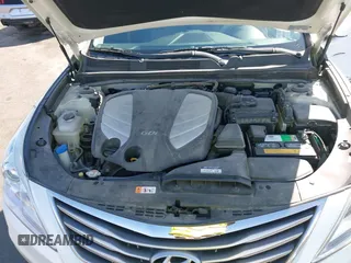 2017 Hyundai Azera Limited z VIN KMHFH4JG9HA579125, wystawiony jako IAAI lot #41718120 z przebiegiem 51 005 mil mil oraz . Historia ofert i sprzedaży dostępna na DreamBid. Obrazek 10.