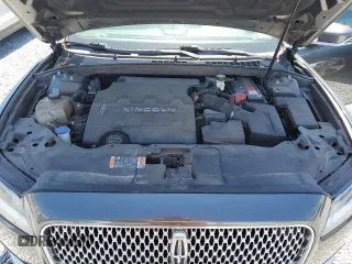 2018 Lincoln Continental Livery with VIN 1LN6L9HK4J5610480, listed as a Copart auction lot 48407065 with 113,472 mi miles and Salvage Title. Bid and sale history available at DreamBid. Image 11.