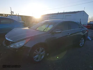 2013 Hyundai Sonata SE with VIN 5NPEC4AC2DH603893, listed as a IAAI auction lot 40996294 with 124,954 mi miles. Bid and sale history available at carsss.com. Image 15.