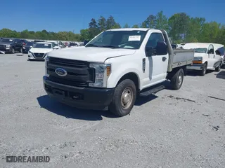 2018 Ford Super Duty F-250 SRW XL with VIN 1FDBF2A60JEC13519, listed as a IAAI auction lot 41982762 with 88,766 mi miles. Bid and sale history available at carsss.com. Image 17.