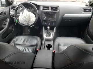 2012 Volkswagen Jetta SEL с VIN 3VWLX7AJ0CM310270, выставлен на аукционе Copart как лот 52650845 с пробегом 121 611 миль миль и Списание • Salvage title. История ставок и продаж доступна на DreamBid. Изображение 8.