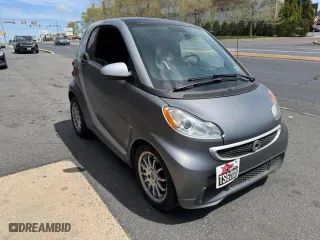 2013 Smart fortwo Pure with VIN WMEEJ3BA1DK600869, listed as a Copart auction lot 54350965 with 139,675 mi miles and Clean Title. Bid and sale history available at carsss.com. Image 1.
