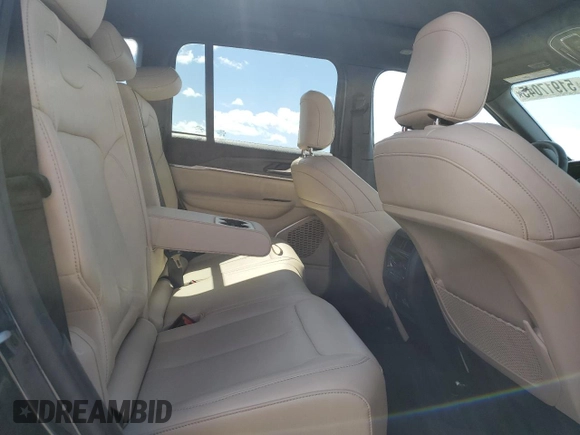 2023 Jeep Grand Cherokee 30th Anniversary with VIN 1C4RJYB68P8849275, listed as a Copart auction lot 51917045 with 29,314 mi miles and Salvage title. Bid and sale history available at DreamBid. Image 11.