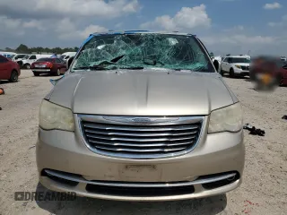 2014 Chrysler Town & Country Touring with VIN 2C4RC1BG3ER293274, listed as a Copart auction lot 55313475 with 228,071 mi miles and Salvage Title. Bid and sale history available at carsss.com. Image 5.