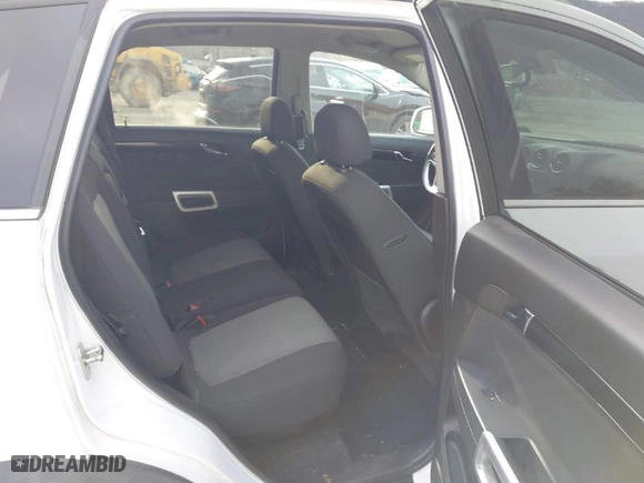 2014 Chevrolet Captiva Sport Fleet LS with VIN 3GNAL2EK6ES545256, listed as a IAAI auction lot 41930051 with 115,073 mi miles. Bid and sale history available at carsss.com. Image 8.