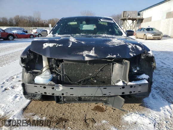 2017 Chrysler 300 S with VIN 2C3CCABG1HH526525, listed as a Copart auction lot 83605654 with 185,108 mi miles and Salvage Title. Bid and sale history available at DreamBid. Image 5.