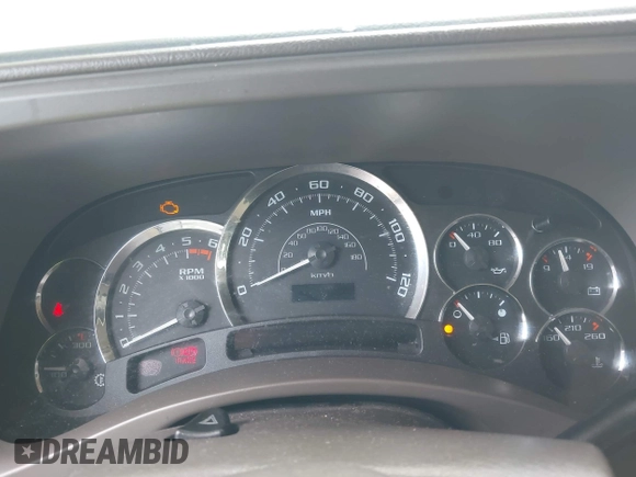 2005 Cadillac Escalade z VIN 1GYEC63T15R178857, wystawiony jako IAAI lot #42313783 z przebiegiem Nie podano mil oraz . Historia ofert i sprzedaży dostępna na DreamBid. Obrazek 7.