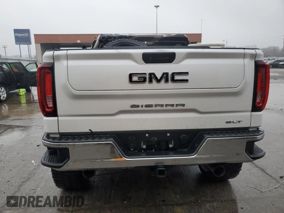2022 GMC Sierra 1500 SLT z VIN 3GTU9DED0NG194834, wystawiony jako Copart lot #84756074 z przebiegiem Nie podano mil oraz Nie do naprawy • Non repairable. Historia ofert i sprzedaży dostępna na DreamBid. Obrazek 6.