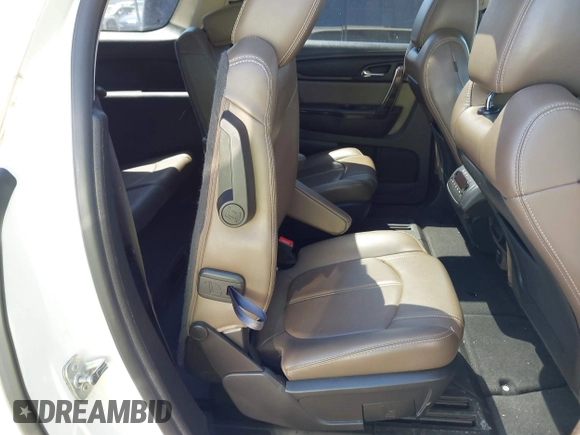 2014 GMC Acadia SLT z VIN 1GKKRRKD3EJ219690, wystawiony jako IAAI lot #42221261 z przebiegiem 103 675 mil mil oraz . Historia ofert i sprzedaży dostępna na DreamBid. Obrazek 8.