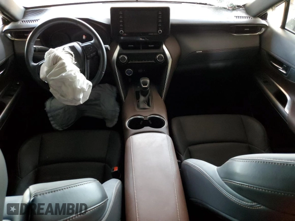 2022 Toyota Venza LE with VIN JTEAAAAHXNJ108764, listed as a Copart auction lot 63929434 with 30,431 mi miles and Salvage Title. Bid and sale history available at carsss.com. Image 8.