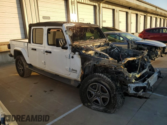 2022 Jeep Gladiator High Altitude with VIN 1C6HJTFG5NL112263, listed as a Copart auction lot 46170494 with Not provided miles and Salvage title. Bid and sale history available at DreamBid. Image 4.