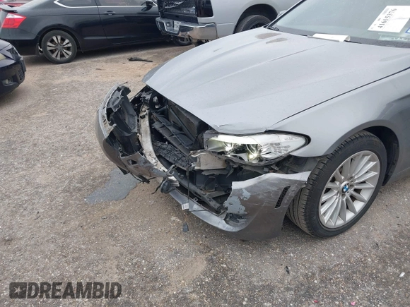 2011 BMW 5 Series 535i xDrive with VIN WBAFU7C57BDU56455, listed as a IAAI auction lot 41615376 with 112,763 mi miles. Bid and sale history available at carsss.com. Image 6.