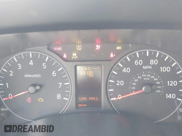 2018 Nissan NV Cargo S z VIN 1N6BF0KM9JN816925, wystawiony jako IAAI lot #41416712 z przebiegiem 93 130 mil mil oraz . Historia ofert i sprzedaży dostępna na DreamBid. Obrazek 7.