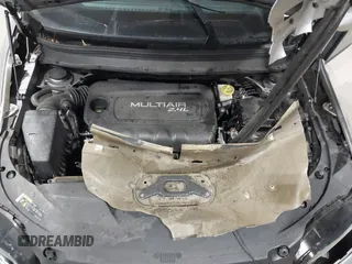 2019 Jeep Cherokee Latitude with VIN 1C4PJMCB7KD118915, listed as a IAAI auction lot 41903336 with 105,425 mi miles. Bid and sale history available at carsss.com. Image 10.