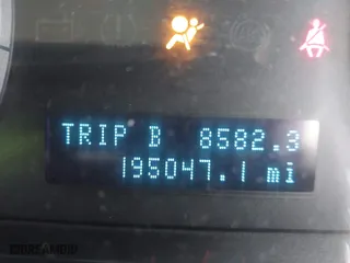2008 Ford Escape XLT with VIN 1FMCU93ZX8KB33764, listed as a IAAI auction lot 42037456 with 195,047 mi miles. Bid and sale history available at carsss.com. Image 16.