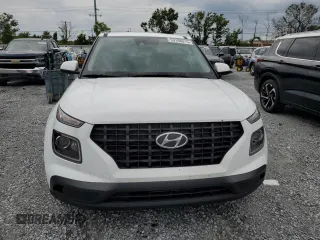 2020 Hyundai Venue SE z VIN KMHRB8A35LU050085, wystawiony jako Copart lot #59108915 z przebiegiem 34 570 mil mil oraz Szkoda całkowita • Salvage title. Historia ofert i sprzedaży dostępna na DreamBid. Obrazek 5.
