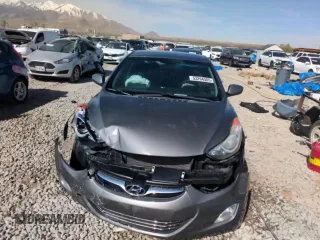 2013 Hyundai Elantra Limited z VIN 5NPDH4AE7DH444819, wystawiony jako Copart lot #53294505 z przebiegiem 117 342 mil mil oraz Szkoda całkowita • Salvage title. Historia ofert i sprzedaży dostępna na DreamBid. Obrazek 13.