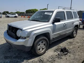 2014 Jeep Patriot Altitude z VIN 1C4NJPBAXED537475, wystawiony jako Copart lot #57080595 z przebiegiem 173 599 mil mil oraz Czysty tytuł • Clean title. Historia ofert i sprzedaży dostępna na DreamBid. Obrazek 1.