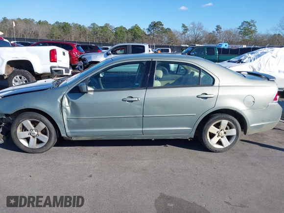 2008 Ford Fusion SE with VIN 3FAHP07198R157752, listed as a IAAI auction lot 41229136 with 270,715 mi miles and . Bid and sale history available at DreamBid. Image 15.