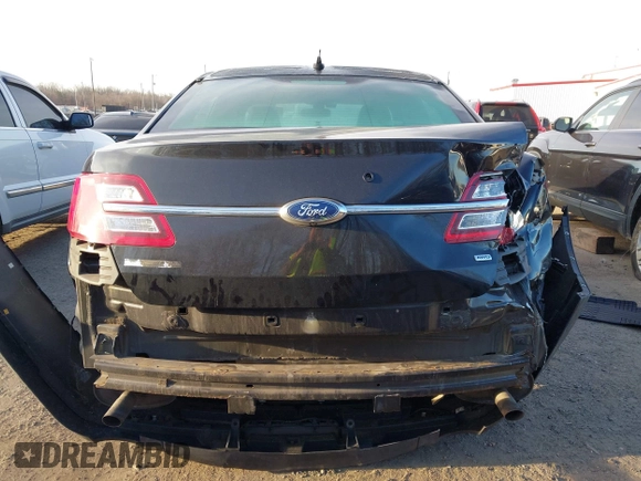 2015 Ford Police Interceptor z VIN 1FAHP2MK6FG190463, wystawiony jako IAAI lot #41757375 z przebiegiem 154 174 mil mil oraz . Historia ofert i sprzedaży dostępna na DreamBid. Obrazek 17.