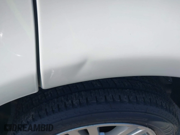 2009 Land Rover LR2 HSE with VIN SALFR24N09H140140, listed as a IAAI auction lot 39835481 with 129,053 mi miles and . Bid and sale history available at DreamBid. Image 6.
