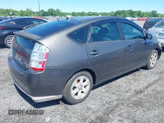 2008 Toyota Prius z VIN JTDKB20U883383830, wystawiony jako IAAI lot #42386809 z przebiegiem 199 115 mil mil oraz . Historia ofert i sprzedaży dostępna na DreamBid. Obrazek 4.
