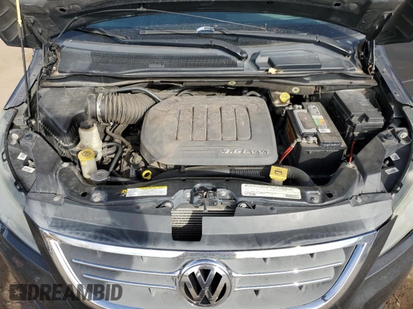 2011 Volkswagen Routan SE with VIN 2V4RW3DGXBR642528, listed as a Copart auction lot 45082055 with 167,067 mi miles and Salvage title. Bid and sale history available at DreamBid. Image 13.