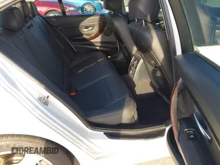 2015 BMW 3 Series 328i с VIN WBA3C1C59FK120021, выставлен на аукционе IAAI как лот 42579388 с пробегом 204 475 миль миль и . История ставок и продаж доступна на DreamBid. Изображение 8.