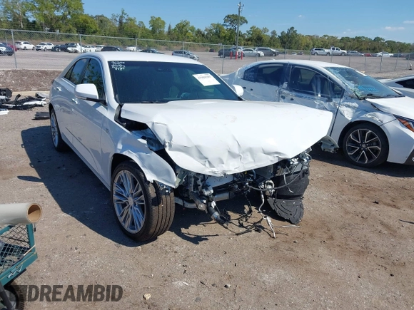 2025 Cadillac CT4 Premium Luxury z VIN 1G6DB5RK4S0116692, wystawiony jako IAAI lot #41908381 z przebiegiem 79 mil mil oraz . Historia ofert i sprzedaży dostępna na DreamBid. Obrazek 6.