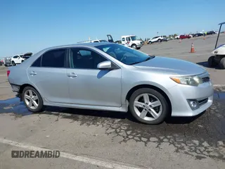 2013 Toyota Camry L with VIN 4T1BF1FK4DU247215, listed as a IAAI auction lot 42033164 with 185,908 mi miles. Bid and sale history available at carsss.com. Image 14.