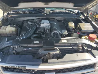 2006 Chevrolet Silverado SS z VIN 2GCEC19N561178209, wystawiony jako Copart lot #44487665 z przebiegiem 155 319 mil mil oraz Szkody całkowita. Historia ofert i sprzedaży dostępna na DreamBid. Obrazek 11.