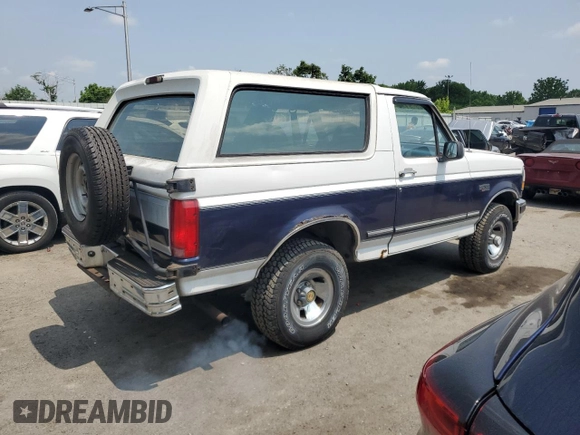 1994 Ford Bronco XL with VIN 1FMEU15NXRLB43257, listed as a Copart auction lot 59885045 with 114,814 mi miles and Clean title. Bid and sale history available at DreamBid. Image 3.