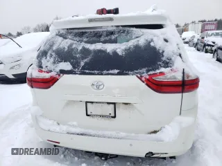 2018 Toyota Sienna XLE with VIN 5TDDZ3DC7JS204662, listed as a Copart auction lot 86500714 with 207,556 mi miles and Salvage Title. Bid and sale history available at carsss.com. Image 6.