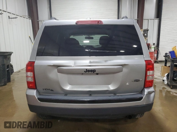 2015 Jeep Patriot Sport with VIN 1C4NJPBA3FD318844, listed as a Copart auction lot 55655985 with 118,870 mi miles and Salvage Title. Bid and sale history available at carsss.com. Image 6.