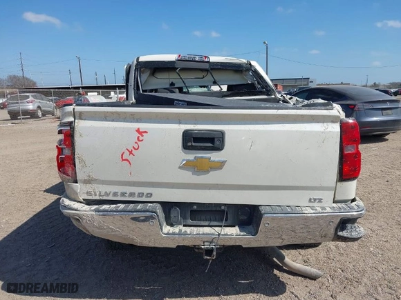2014 Chevrolet Silverado 1500 LTZ with VIN 3GCUKSEC1EG132522, listed as a IAAI auction lot 41503951 with 188,475 mi miles. Bid and sale history available at carsss.com. Image 16.