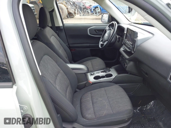 2022 Ford Bronco Sport Big Bend z VIN 3FMCR9B67NRE14484, wystawiony jako IAAI lot #42221112 z przebiegiem 33 083 mil mil oraz . Historia ofert i sprzedaży dostępna na DreamBid. Obrazek 5.