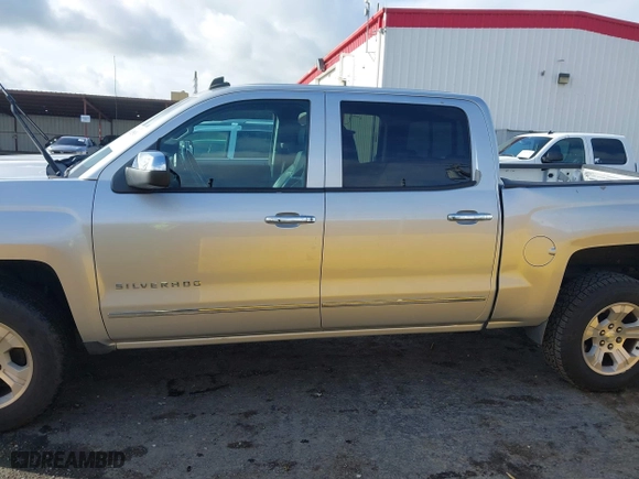 2014 Chevrolet Silverado 1500 LTZ with VIN 3GCUKSEC2EG544724, listed as a IAAI auction lot 41925805 with 70,830 mi miles. Bid and sale history available at carsss.com. Image 14.