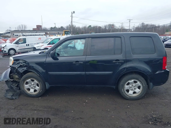 2015 Honda Pilot LX with VIN 5FNYF4H23FB047662, listed as a IAAI auction lot 41952933 with 227,892 mi miles and . Bid and sale history available at carsss.com. Image 14.