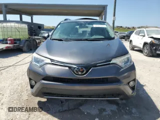 2018 Toyota RAV4 XLE with VIN 2T3WFREV1JW475641, listed as a Copart auction lot 54357525 with 53,609 mi miles and Salvage Title. Bid and sale history available at DreamBid. Image 5.