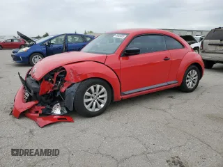 2013 Volkswagen Beetle 2.5L with VIN 3VWFP7AT1DM630309, listed as a Copart auction lot 49083005 with 137,249 mi miles and Clean Title. Bid and sale history available at DreamBid. Image 1.