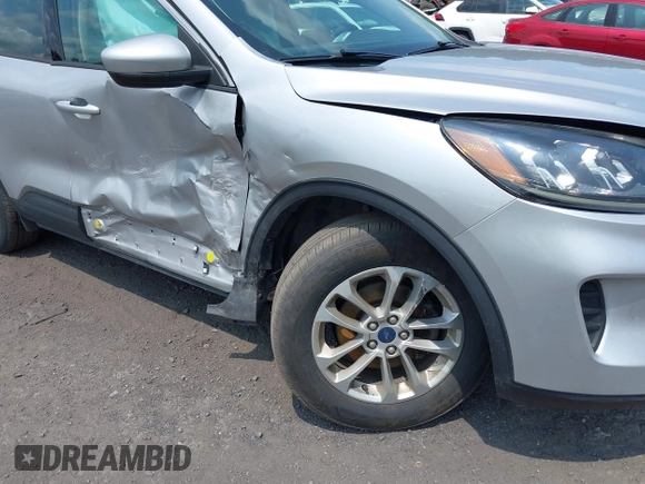 2020 Ford Escape SE z VIN 1FMCU9G67LUA85265, wystawiony jako IAAI lot #42389104 z przebiegiem 66 608 mil mil oraz . Historia ofert i sprzedaży dostępna na DreamBid. Obrazek 6.