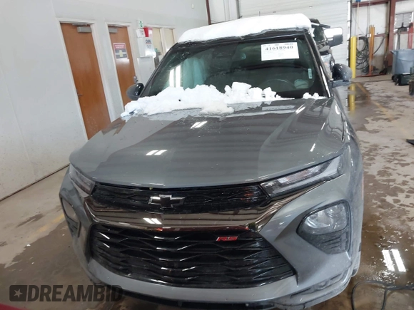 2021 Chevrolet TrailBlazer RS with VIN KL79MTSL3MB017287, listed as a IAAI auction lot 41618940 with 40,994 mi miles. Bid and sale history available at carsss.com. Image 12.