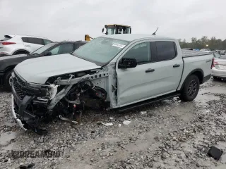 2024 Ford Ranger XLT with VIN 1FTER4GH1RLE18433, listed as a Copart auction lot 80847634 with 6,329 mi miles and Salvage Title. Bid and sale history available at carsss.com. Image 1.