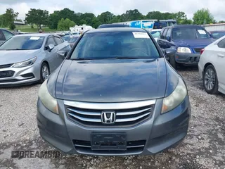 2012 Honda Accord LX Premium z VIN 1HGCP2F42CA104505, wystawiony jako IAAI lot #42520563 z przebiegiem 281 476 mil mil oraz . Historia ofert i sprzedaży dostępna na DreamBid. Obrazek 12.